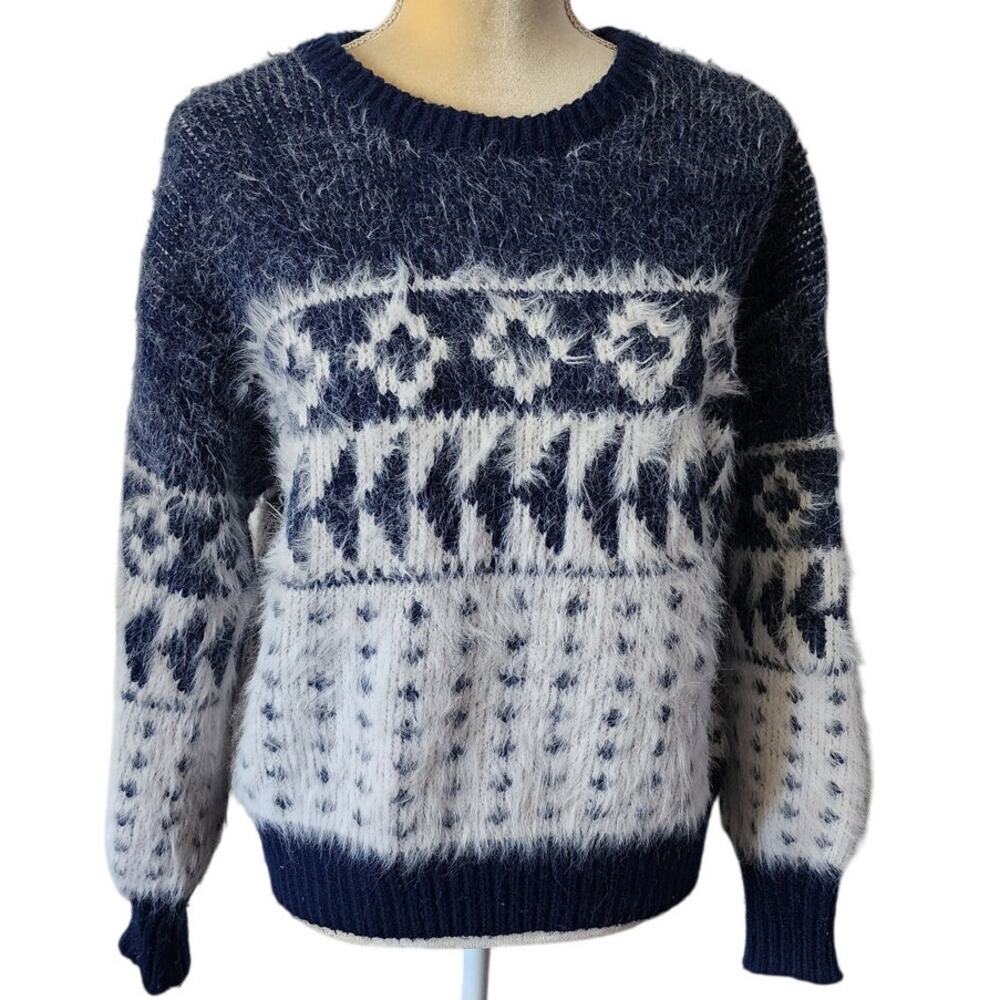 A.n.a Pullover Eyelash Blue White Cozy Sweater Size XL